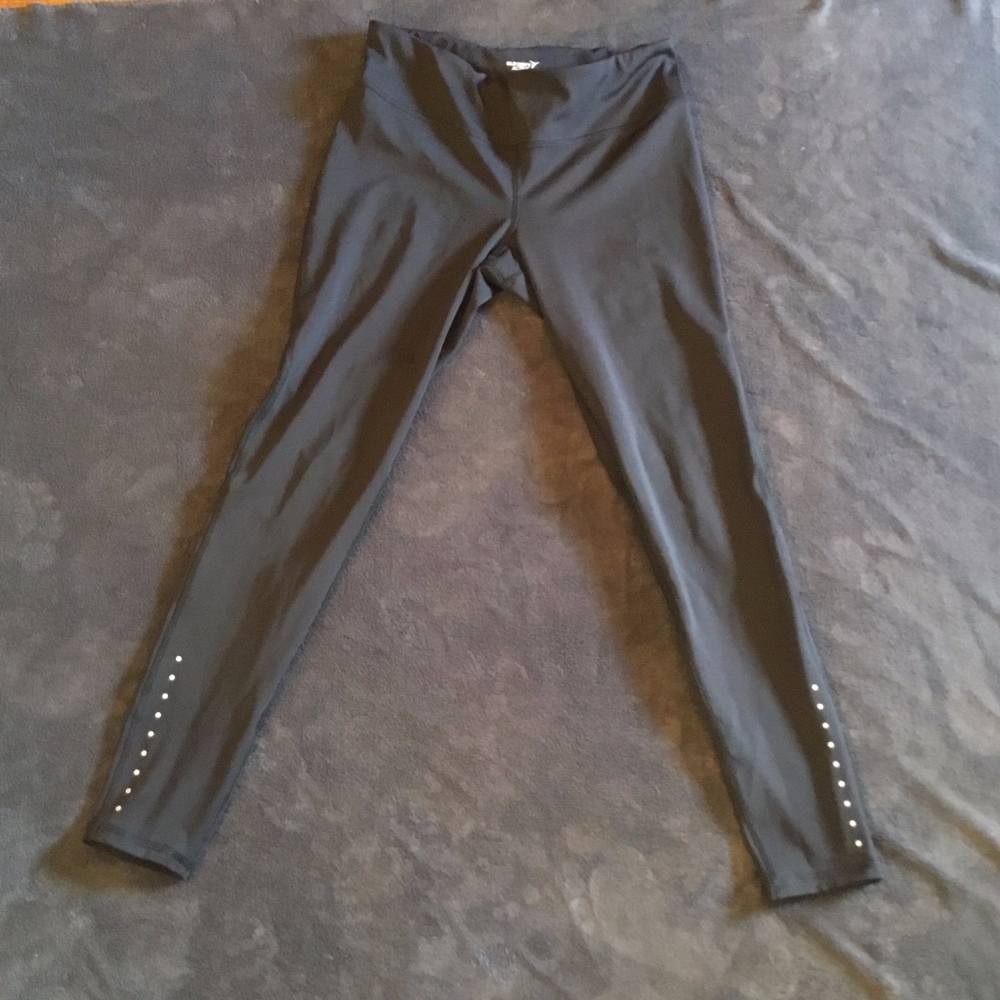 black leggings